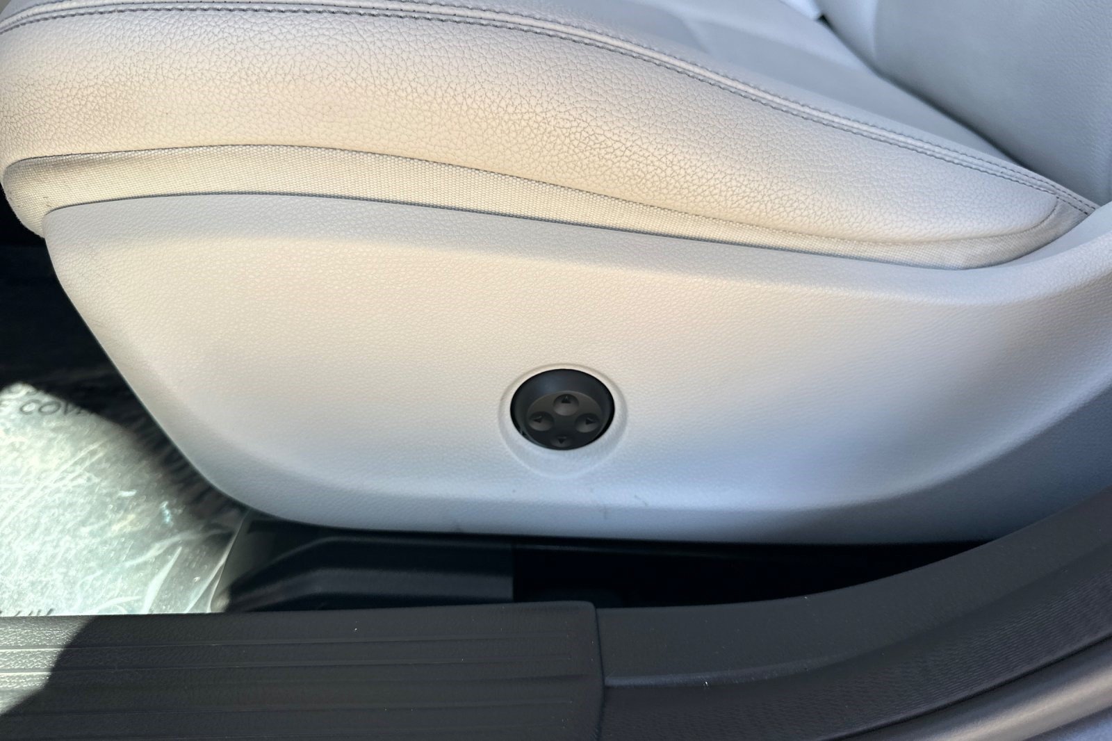 Certified 2020 Mercedes-Benz GLA 250 4MATIC image 14