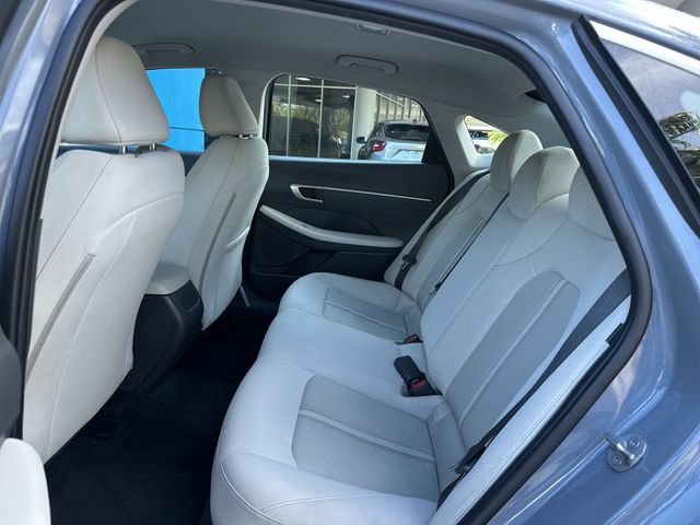 Used 2025 Hyundai Sonata SE FWD image 27