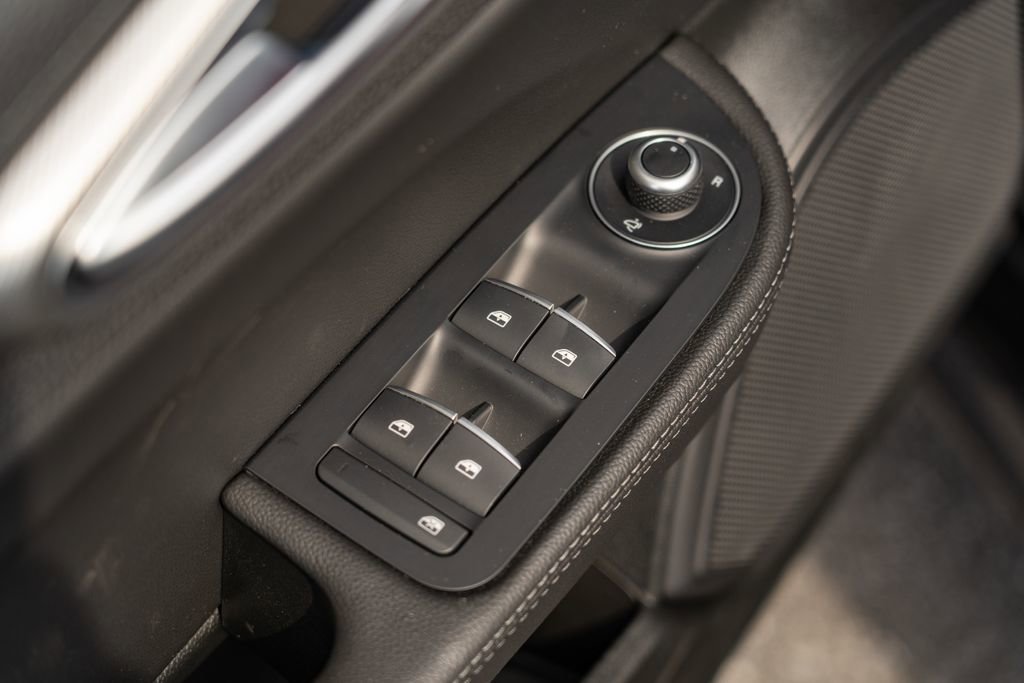 New 2025 Alfa Romeo Giulia w/ Veloce Package Rwd image 13