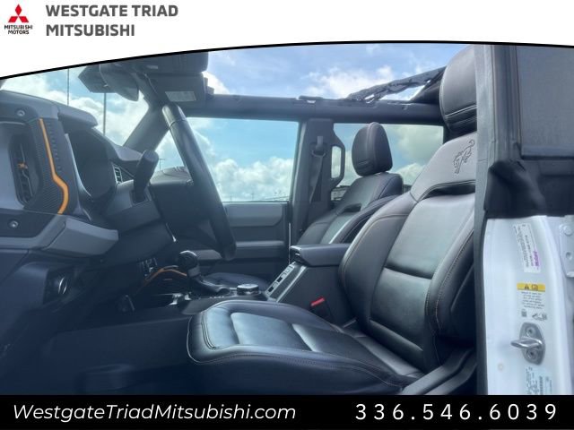 Used 2023 Ford Bronco Badlands image 7