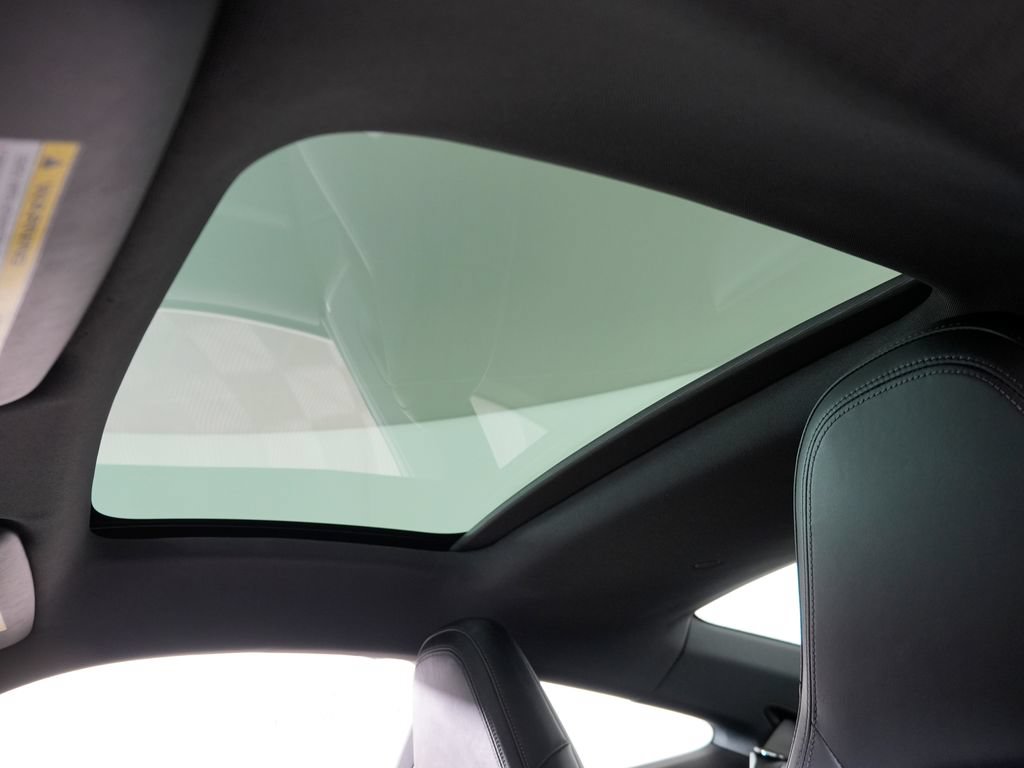 Certified 2021 Porsche 911 Carrera RWD image 25