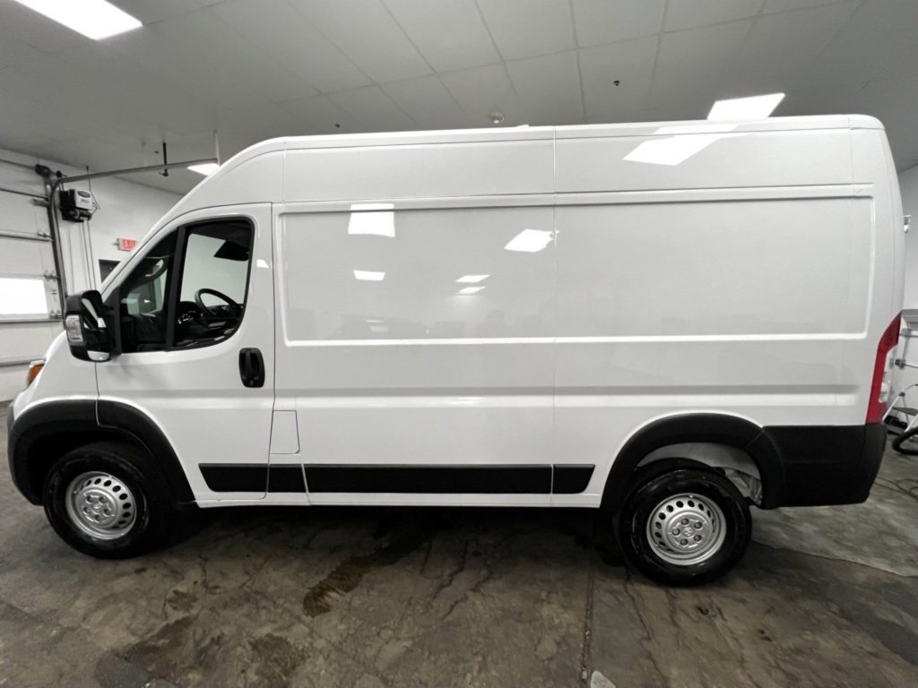 Used 2024 RAM ProMaster 1500 w/ Convenience Group image 4