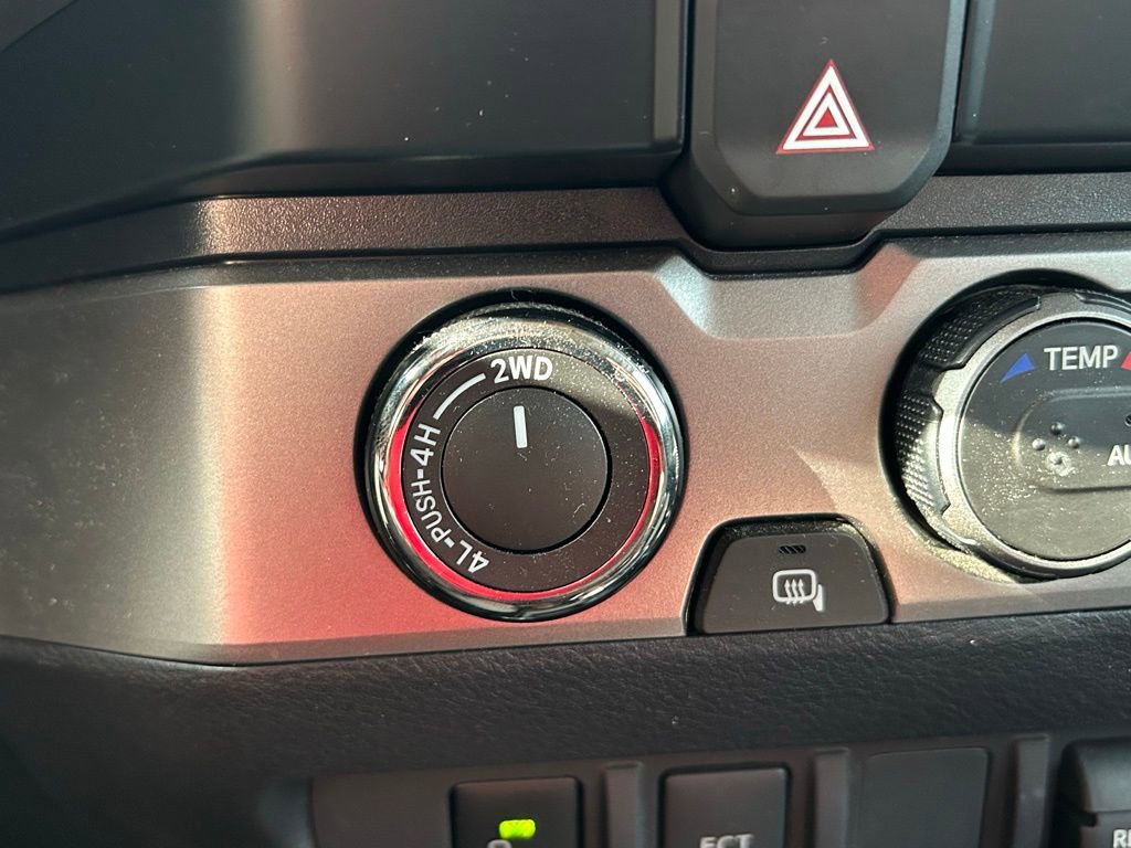 Used 2022 Toyota Tacoma SR5 w/ Technology Package image 28