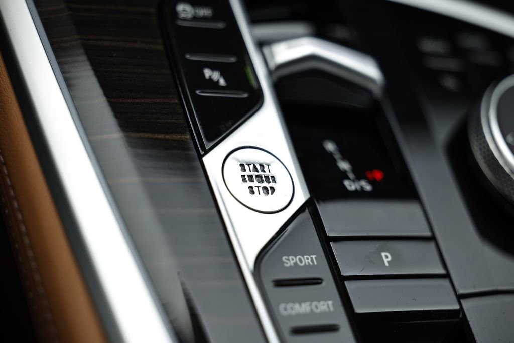 Certified 2024 BMW X5 xDrive40i w/ Parking Assistance Package image 39