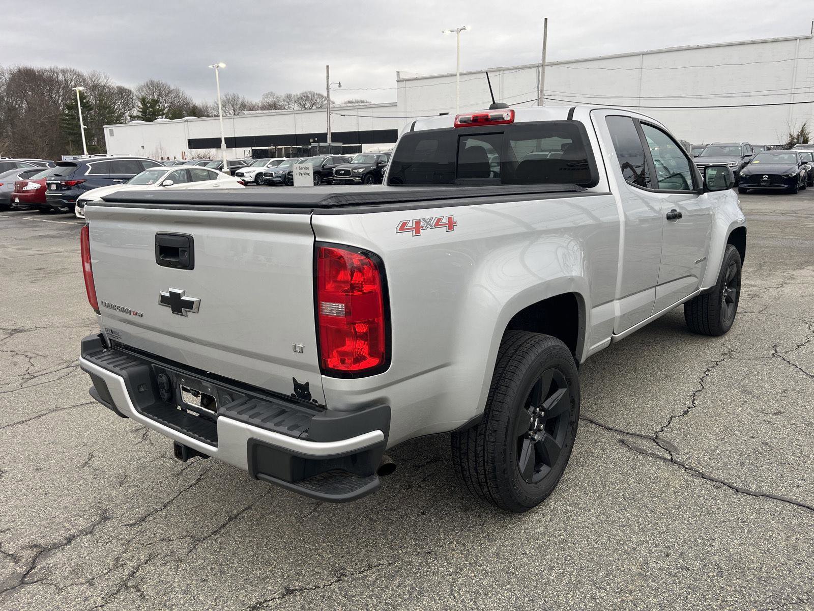 Used 2017 Chevrolet Colorado LT image 3