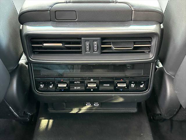 Used 2024 Lexus LX 600 F Sport image 20