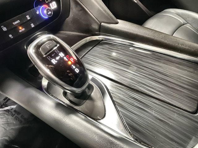 Used 2018 Buick Enclave Essence FWD image 20