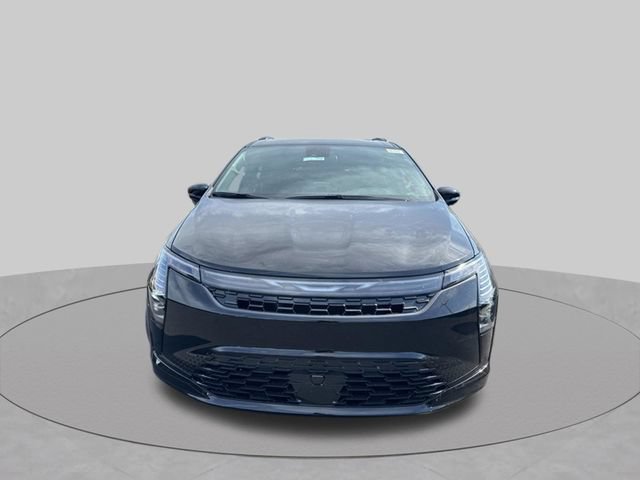 Used 2027 Chrysler Pacifica Limited FWD image 2