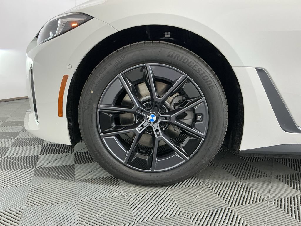 New 2026 BMW i4 eDrive40 w/ Premium Package RWD image 33