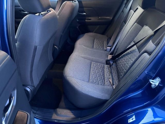 Used 2025 Nissan Kicks SV image 29