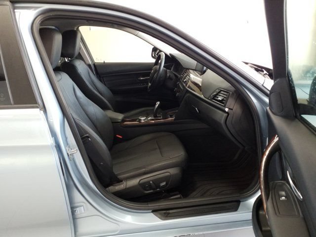 Used 2014 BMW 335i Sedan RWD image 16