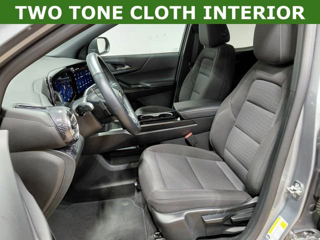 Used 2025 Chevrolet Equinox LT image 3