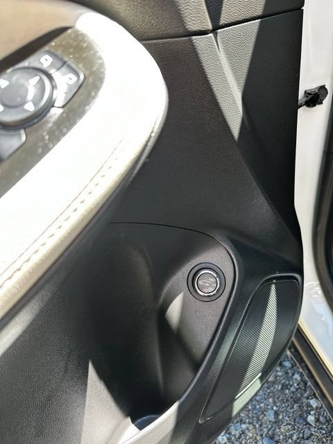 Used 2022 Buick Encore GX Select FWD image 12