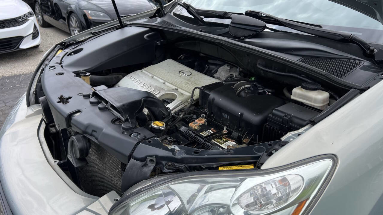 Used 2005 Lexus RX 330 AWD image 37