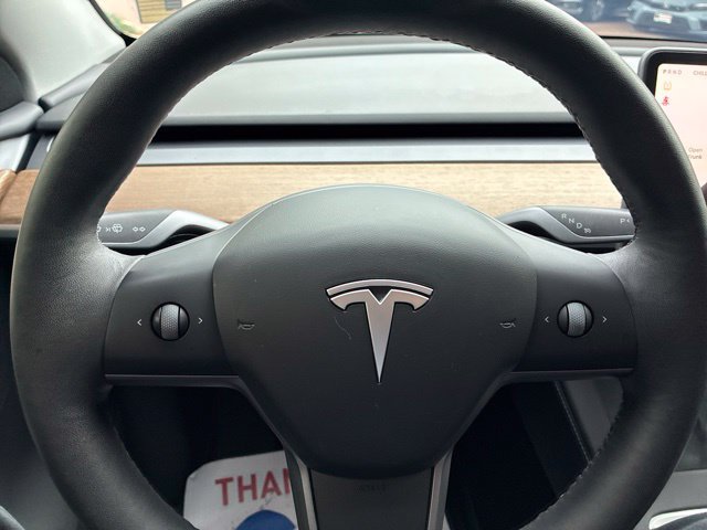 Used 2024 Tesla Model Y Long Range AWD/4WD image 40