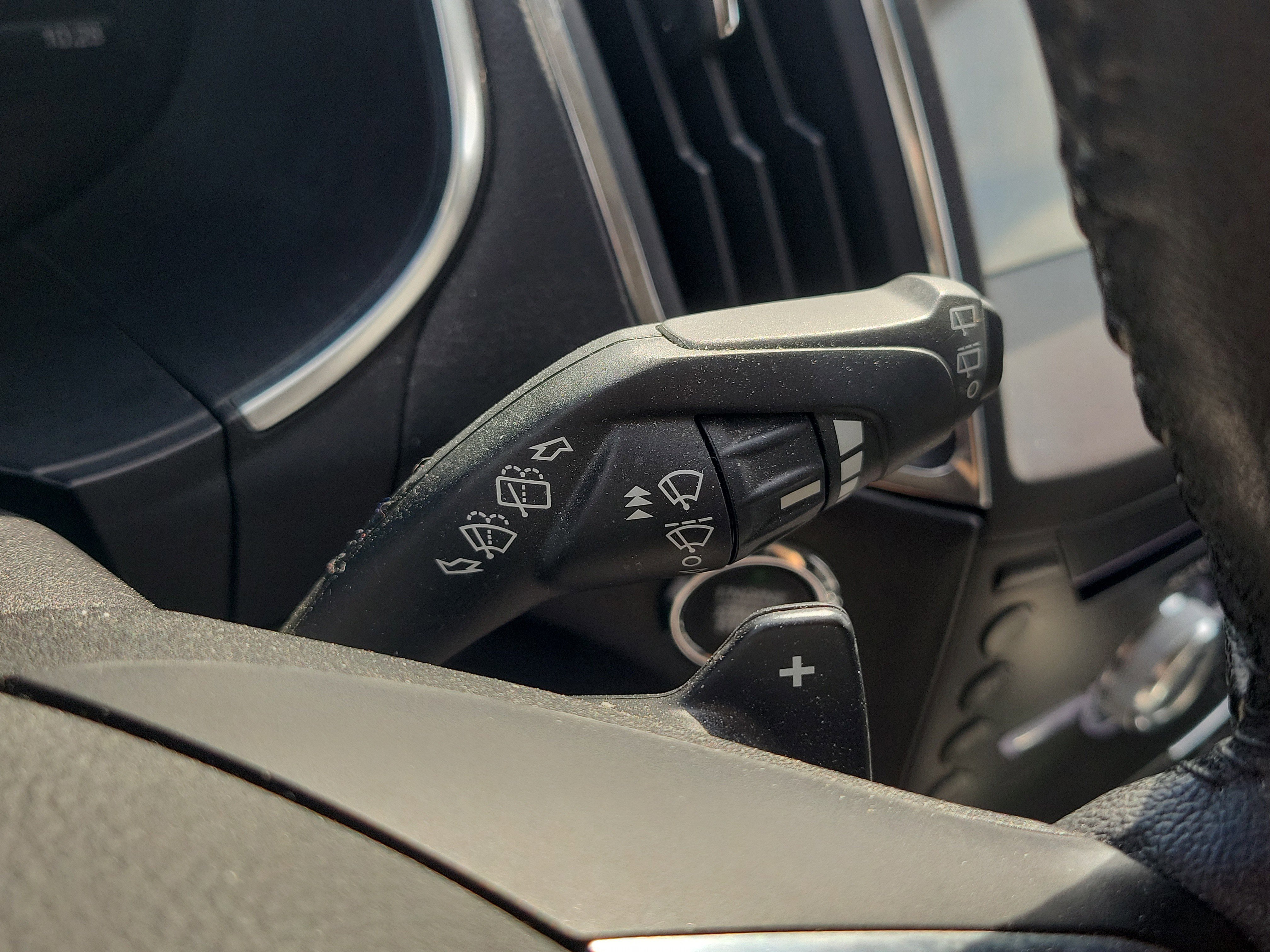 Used 2018 Ford Edge Titanium image 31