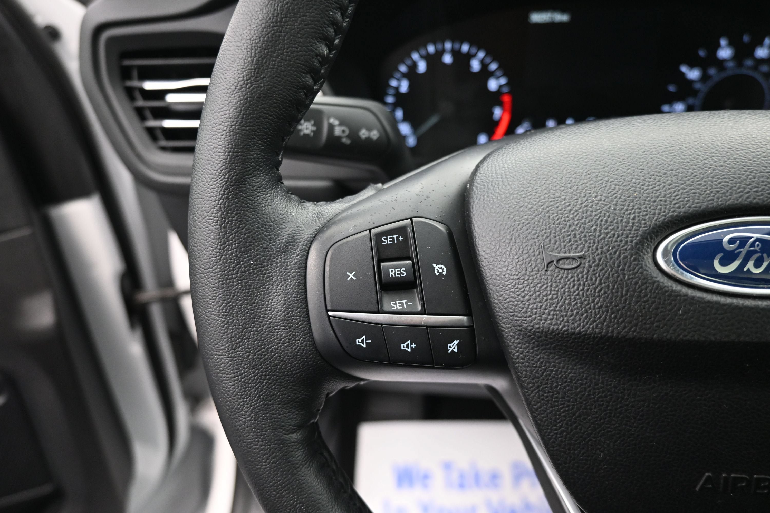 Used 2020 Ford Escape SEL AWD/4WD image 13
