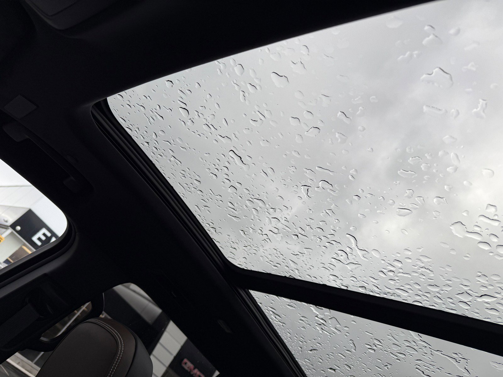 New 2026 GMC Acadia Denali Ultimate w/ LPO, Rugged Package image 38