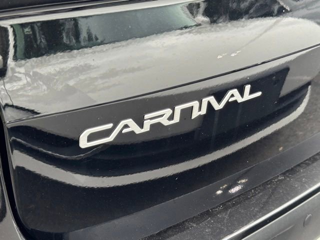 Used 2024 Kia Carnival LX FWD image 4
