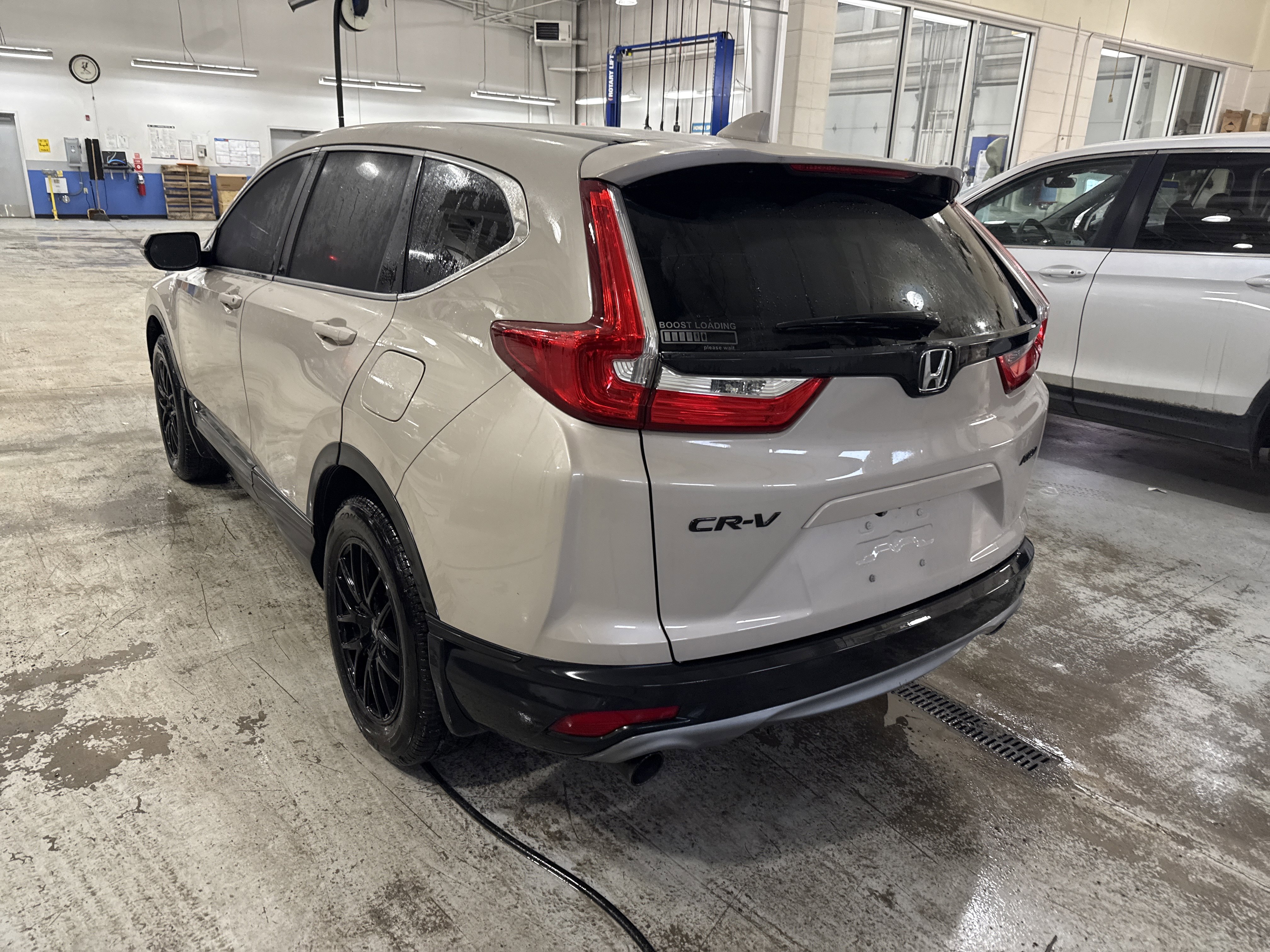 Used 2018 Honda CR-V EX image 5