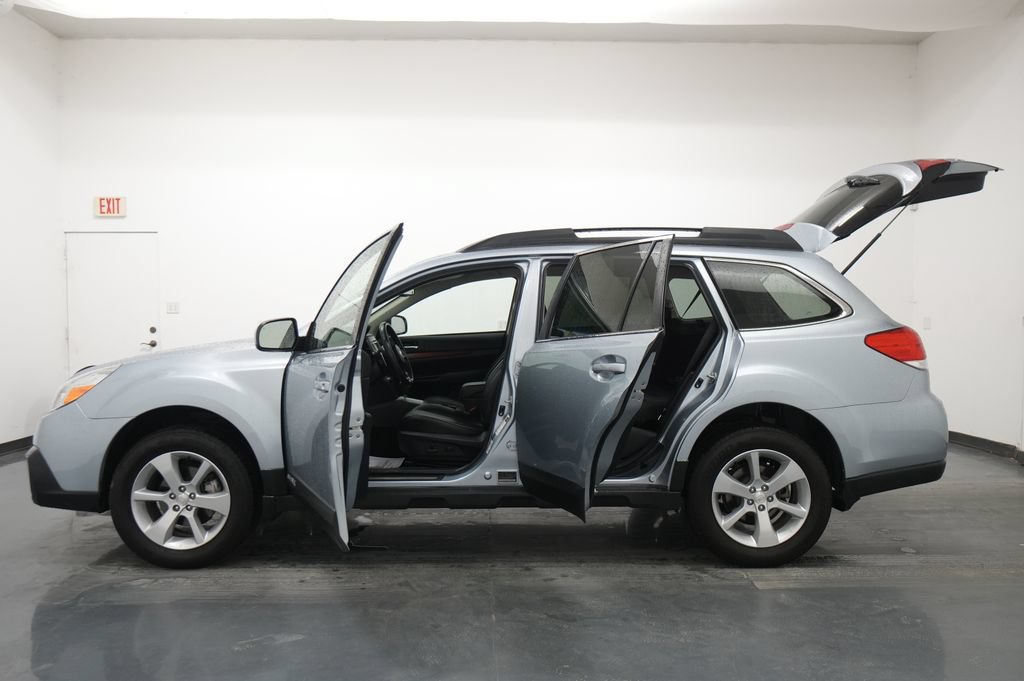 Used 2014 Subaru Outback 2.5i Limited AWD/4WD image 19