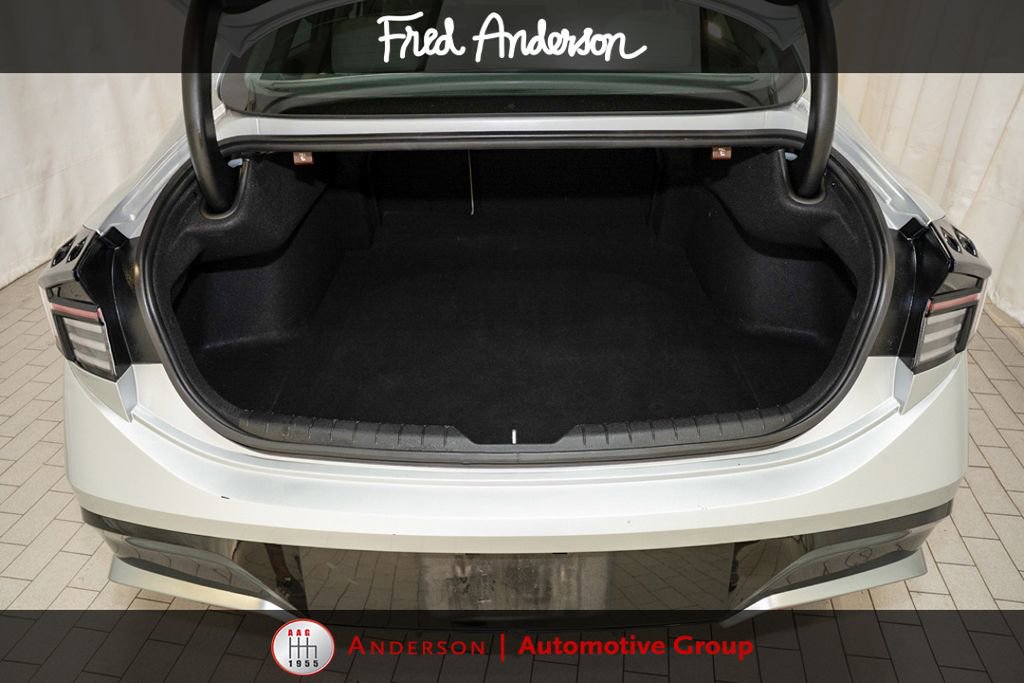 Used 2025 Hyundai Sonata SEL FWD image 5