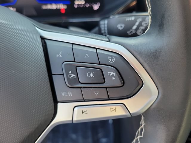 Certified 2024 Volkswagen Taos S FWD image 19