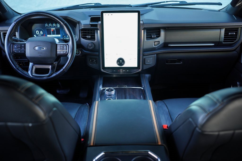 Used 2023 Ford Expedition Platinum image 20