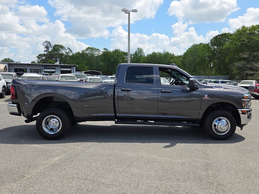 Used 2026 RAM 3500 Tradesman image 11