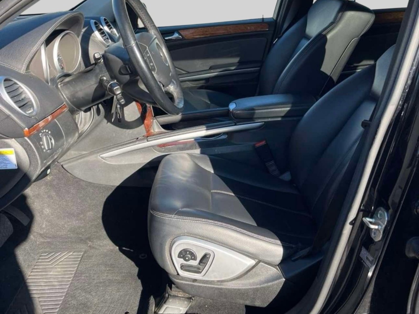 Used 2008 Mercedes-Benz GL 450 4MATIC image 2