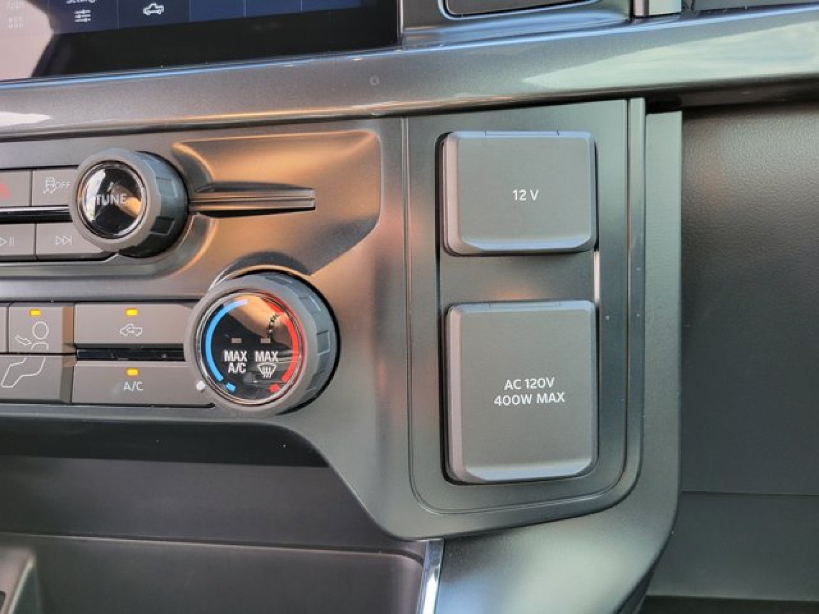 Certified 2025 Ford F150 STX w/ Equipment Group 200A RWD image 24