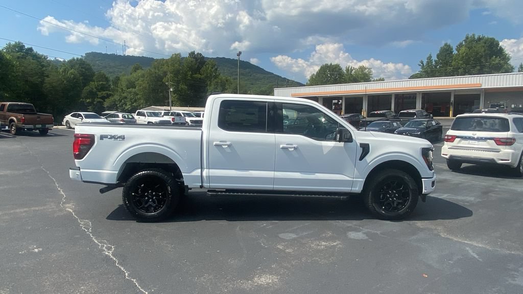 New 2026 Ford F150 XLT w/ Equipment Group 302A MID AWD/4WD image 4