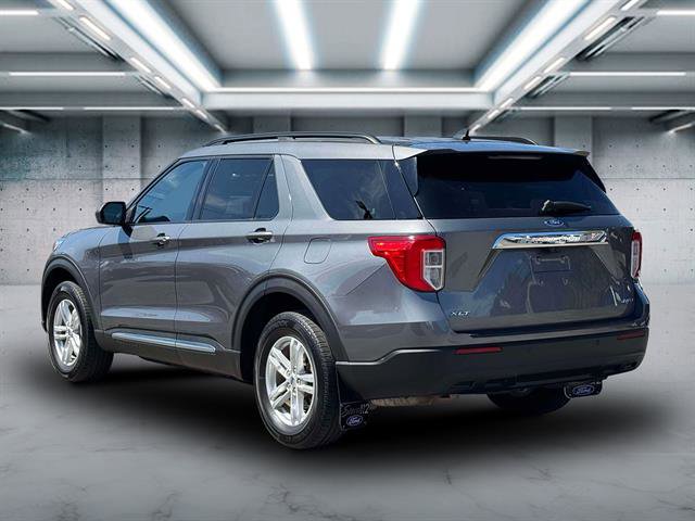 Used 2022 Ford Explorer XLT image 25