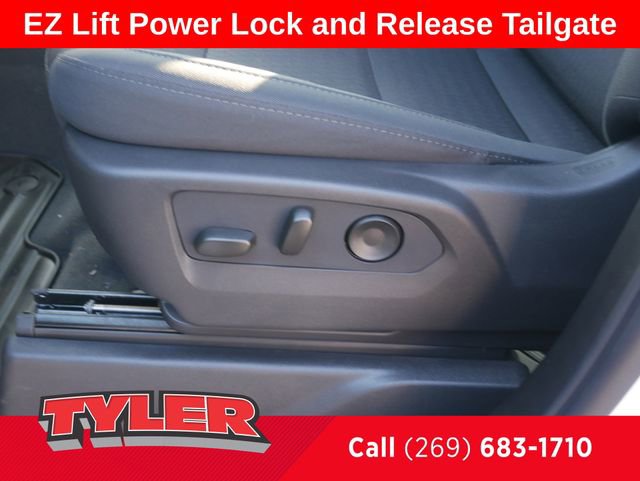 New 2026 Chevrolet Silverado 2500 Custom w/ Custom Value Package image 25