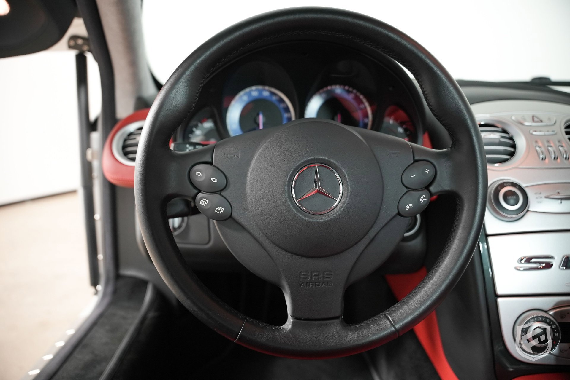 Used 2005 Mercedes-Benz SLR 2dr Cpe 5.5L image 23