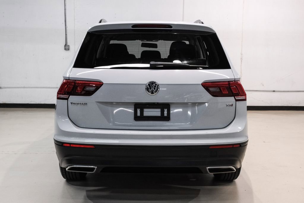 Used 2018 Volkswagen Tiguan S image 9