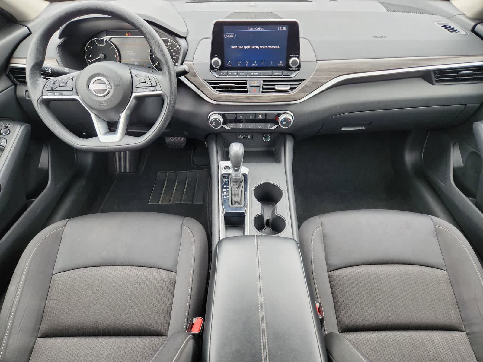 Used 2025 Nissan Altima 2.5 SV FWD image 23