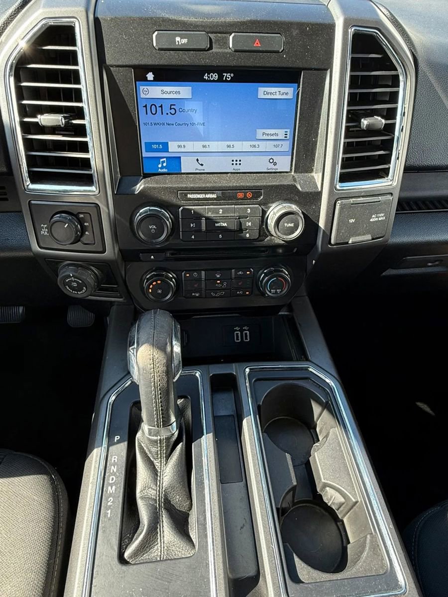 Used 2016 Ford F150 XLT w/ Equipment Group 302A Luxury AWD/4WD image 17