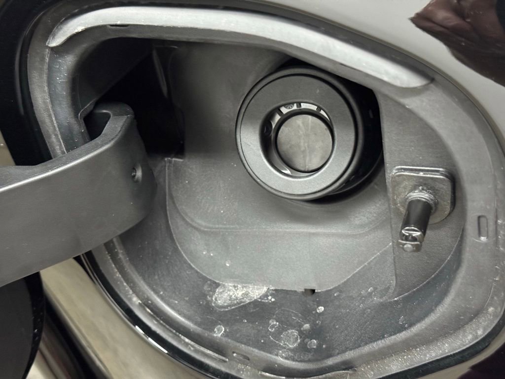 New 2025 GMC Canyon AT4 image 21