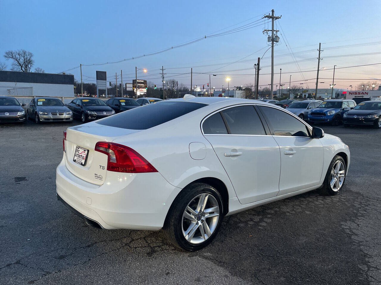 Used 2014 Volvo S60 T5 FWD image 5