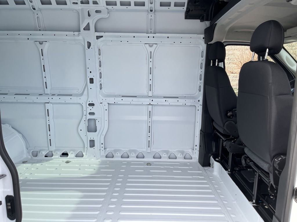 New 2026 RAM ProMaster 2500 image 13