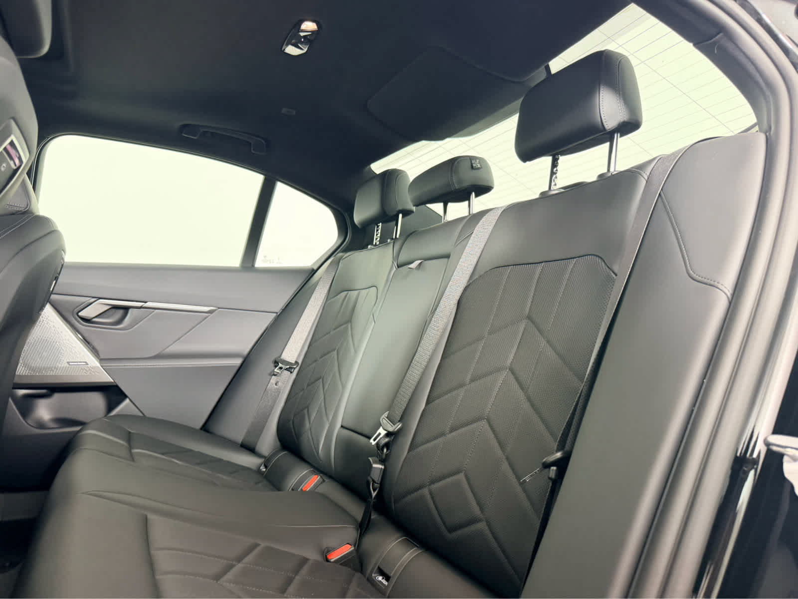 New 2027 BMW i5 eDrive40 w/ M Sport Package RWD image 17