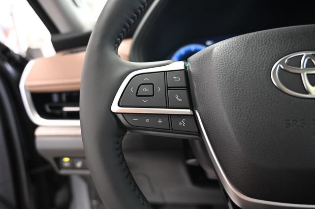 Certified 2026 Toyota Grand Highlander AWD image 27