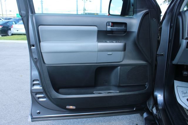 Used 2014 Toyota Sequoia SR5 w/ Premium Package AWD/4WD image 10
