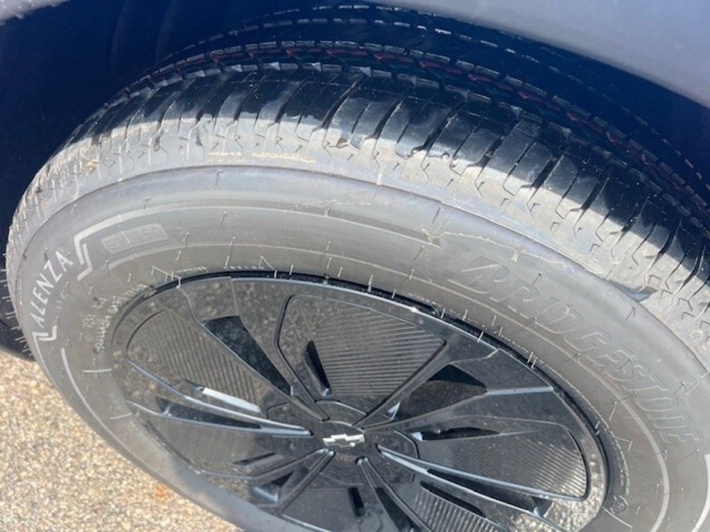 New 2025 Chevrolet Blazer EV LT image 3