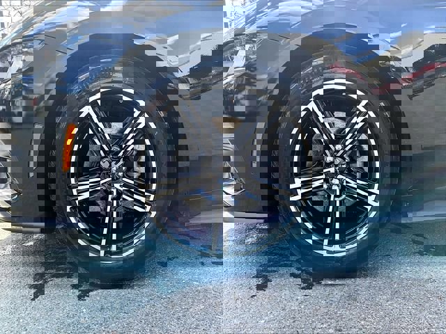 Used 2025 Ford Mustang Premium RWD image 9