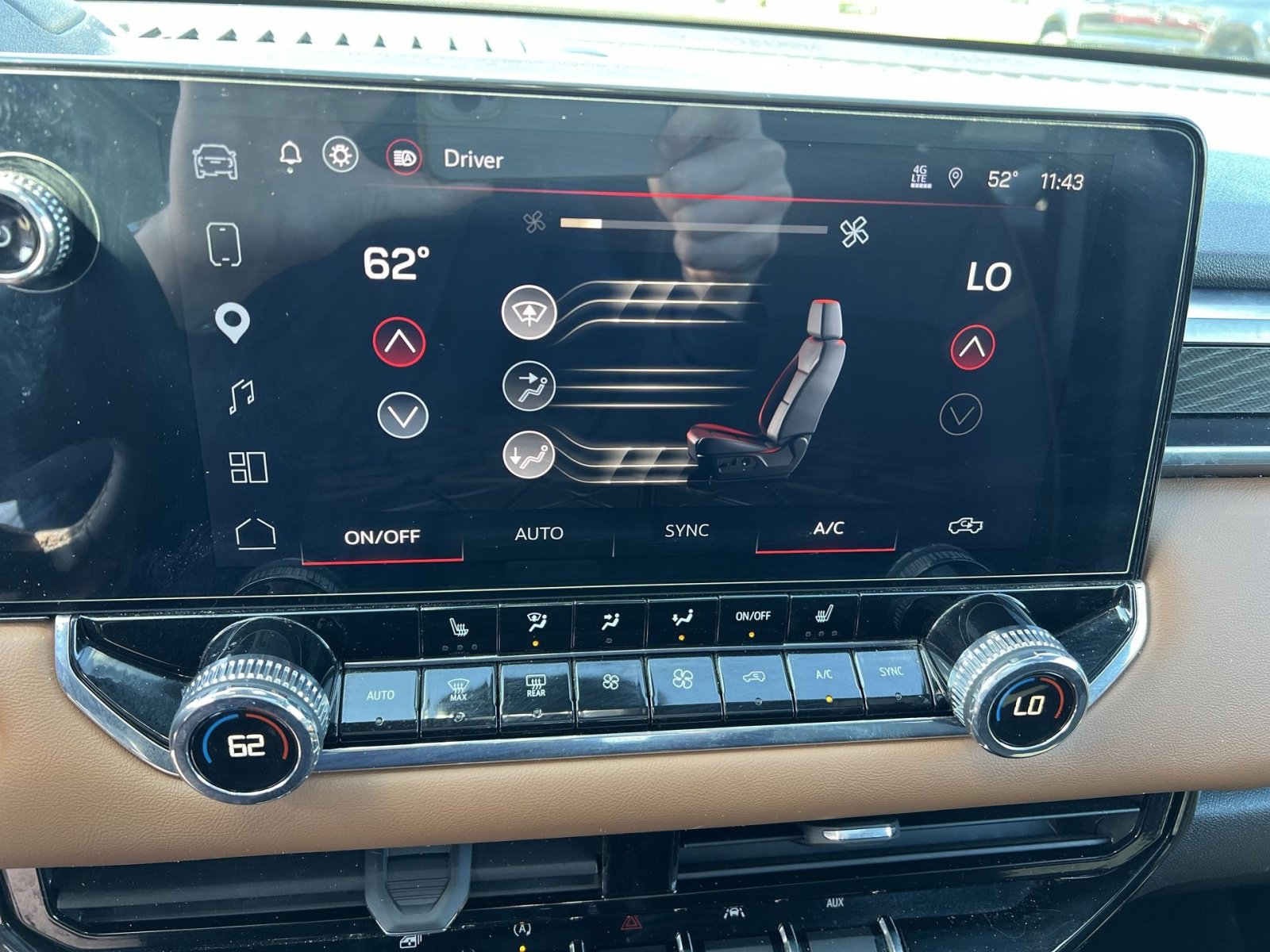 Used 2023 GMC Canyon AT4 image 21