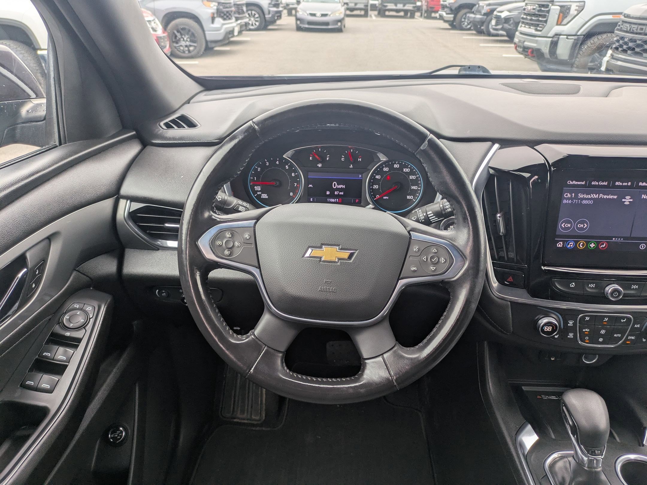 Used 2022 Chevrolet Traverse LT image 18