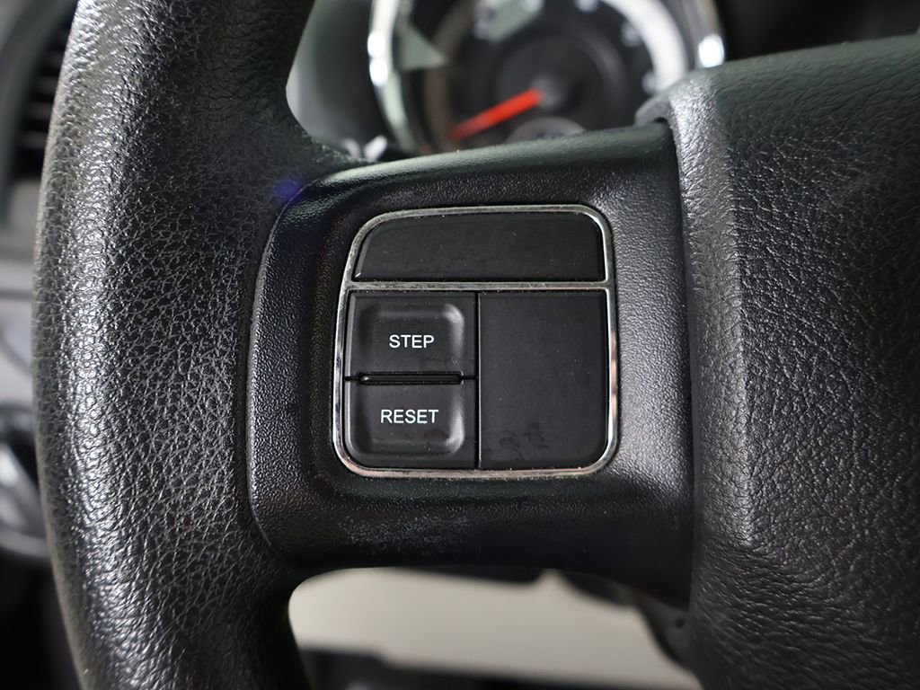 Used 2016 Dodge Grand Caravan American Value Package image 29
