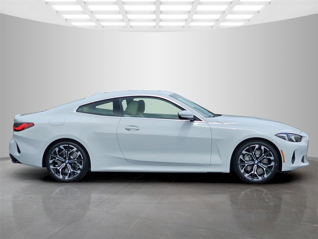 Used 2026 BMW 430i Coupe w/ Convenience Package image 7